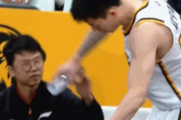 廣廈逆襲！遼寧男籃新賽季首戰(zhàn)失利遭遇慘敗